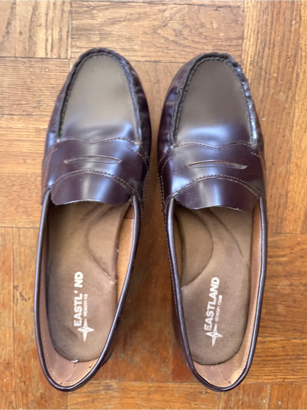 Eastland Women's Classic II Penny Loafer